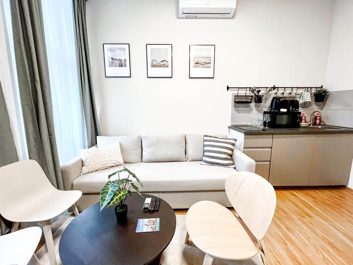 T32 Central Modern Suites Будапеща Екстериор снимка