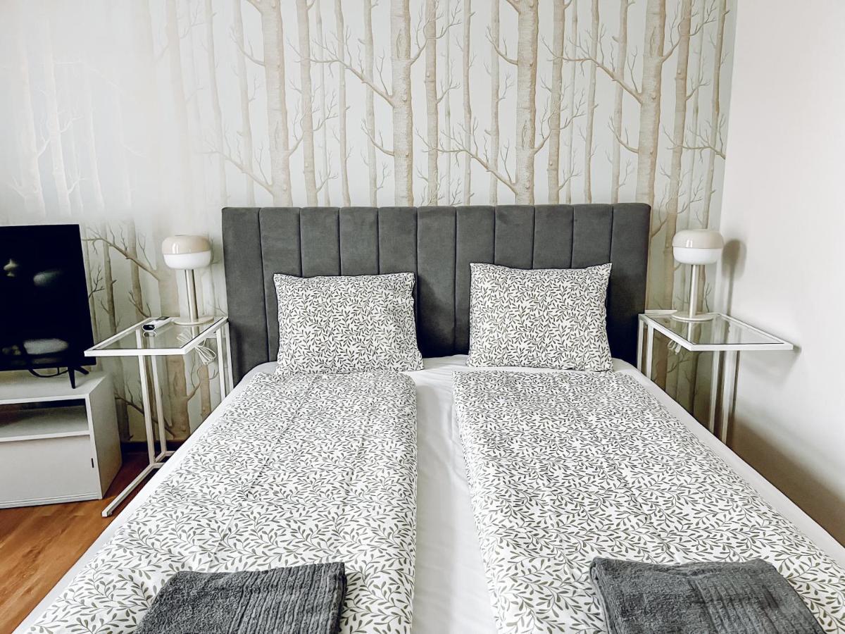 T32 Central Modern Suites Будапеща Екстериор снимка